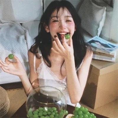 野女孩